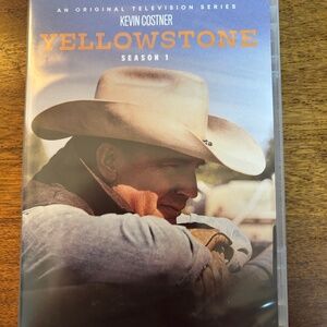 Yellowstone Season 1 CDs